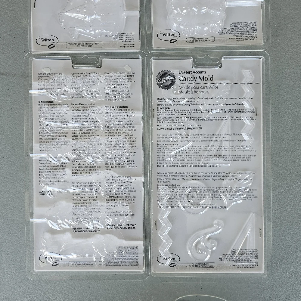 4 Wilton Candy Molds Chocolate Party Favors NEW in Package L👀K